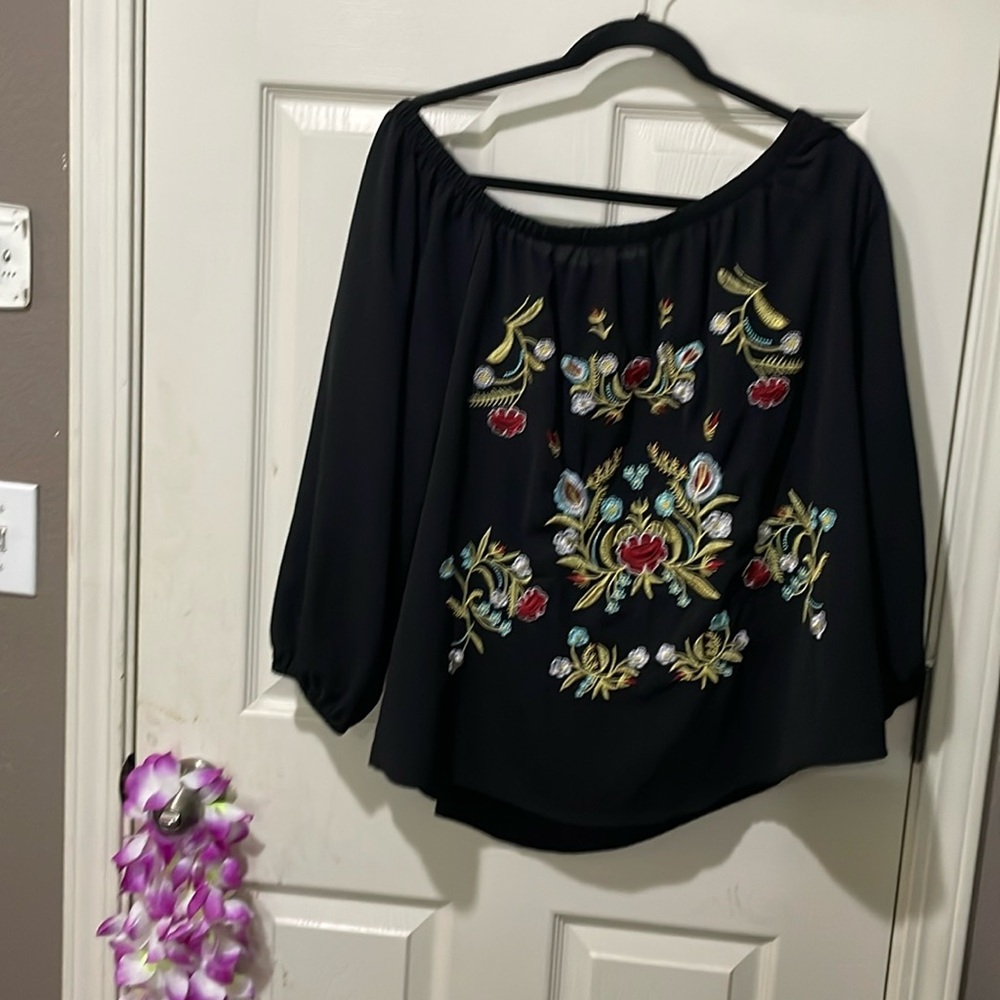 Black blouse 2x
